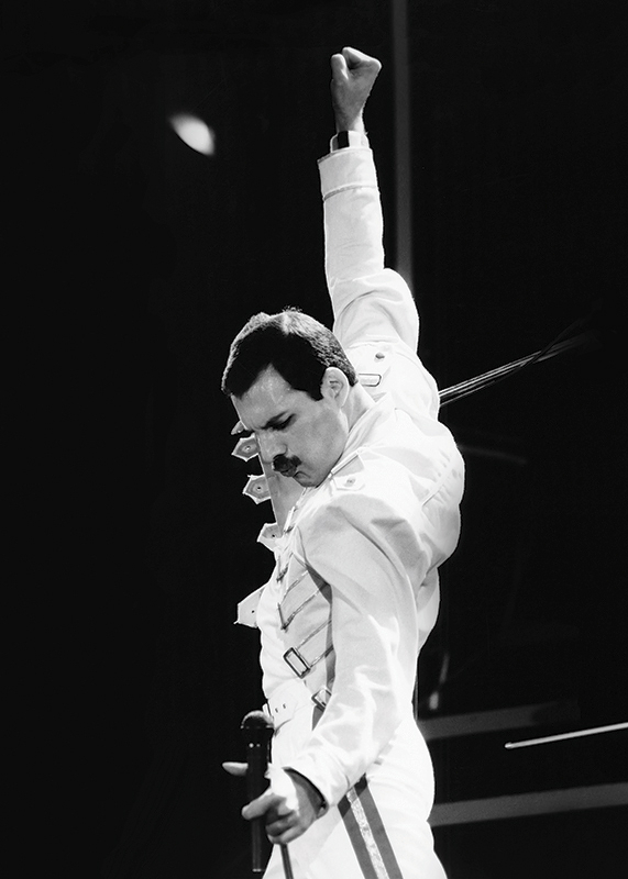 Freddie Mercury-3