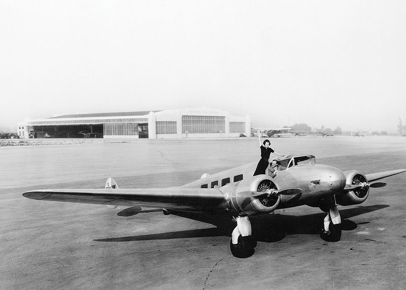 Propeller Airplane-3