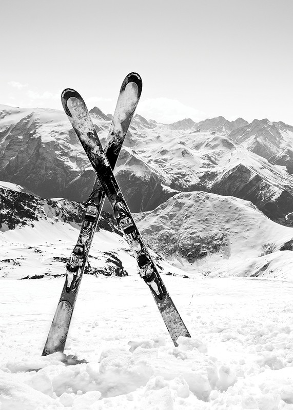 Crossed Skis-3
