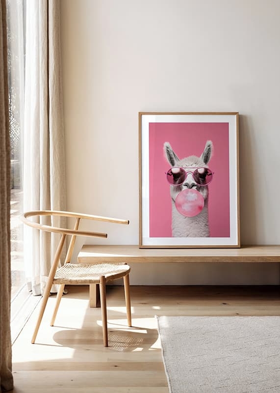 Poster Llama With Bubble Gum crossfade