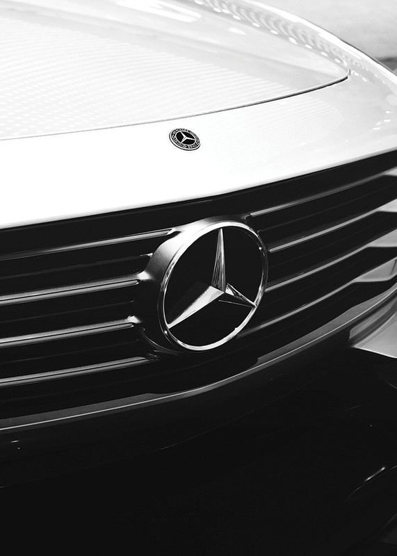 Mercedes Benz Emblem-3