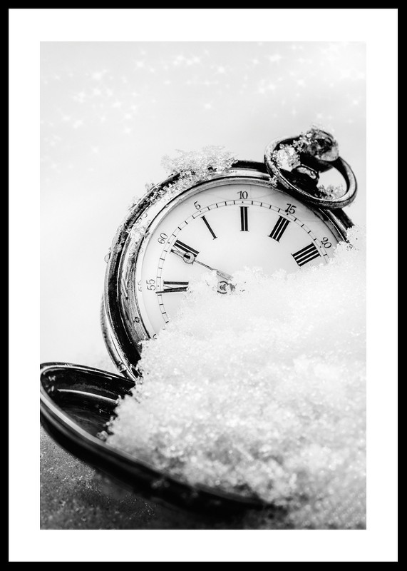Clock In Snow-0